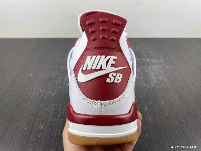 4 Retro DR5415-160 Pine Red SB Jordan 0709